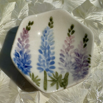 Lupine Flowers Honeycomb Dish #N2665