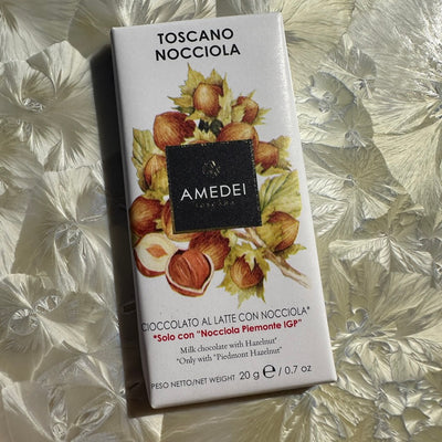 Amedei "Toscano Nocciola" Milk Chocolate with Hazelnuts 20g Mini Bar