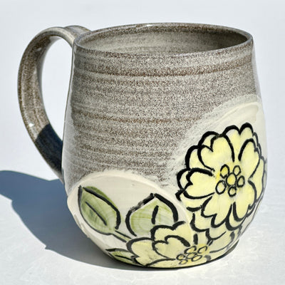 Maaike Charron Round Flower Mug with Yellow Roses #N2114