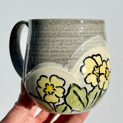 Maaike Charron 12oz Round Flower Mug with Primula/Cowslips #M1594