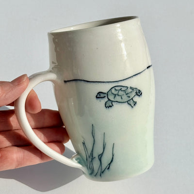 Bronwyn Arundel 16oz Swimmer Mug #M1628