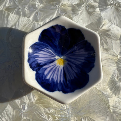 Pansy Honeycomb Dish #N2864