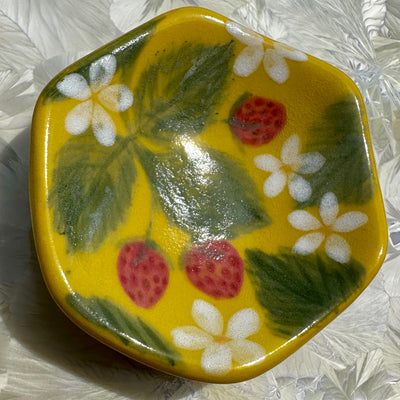 Yellow Strawberry Honeycomb Dish #N3035