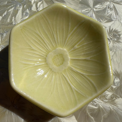 Soft Yellow Flower Hexagon Dish #N2733