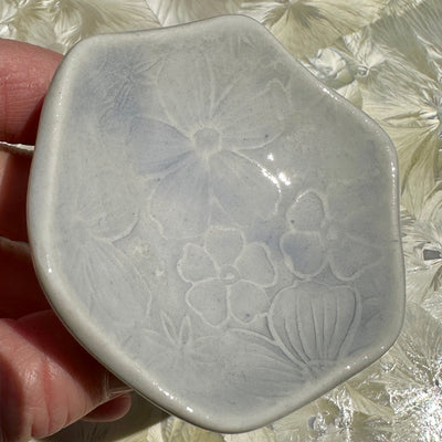 Soft Blue Flowers Hexagon Dish #N3030