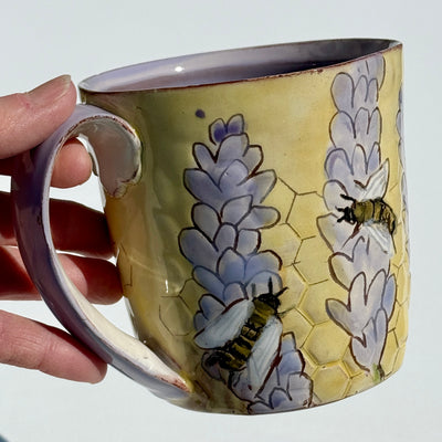 Kaitlyn Brennan 16-18oz Bee Mug #N2552