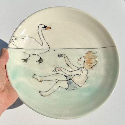 Bronwyn Arundel Swan & Swimmer Dinner Plate #f1043