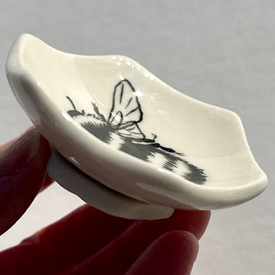 Hand-Painted Porcelain Bumble Bee Dish #N1718