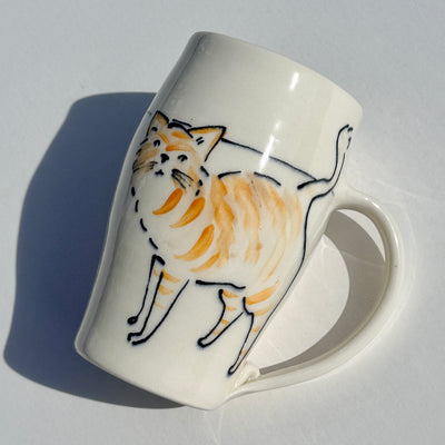 Bronwyn Arundel 16oz Cat Mug #M1634