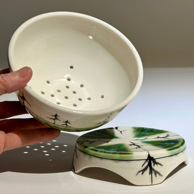 Mindy Andrews "Colander and Multifunctional Tray" #LIX107