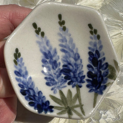 Lupine Flowers Honeycomb Dish #N3034