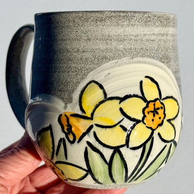 Maaike Charron 12oz Round Flower Mug with Daffodils #M1586